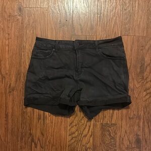 Time and Tru Black Jean Shorts Distressed Mid-Thigh